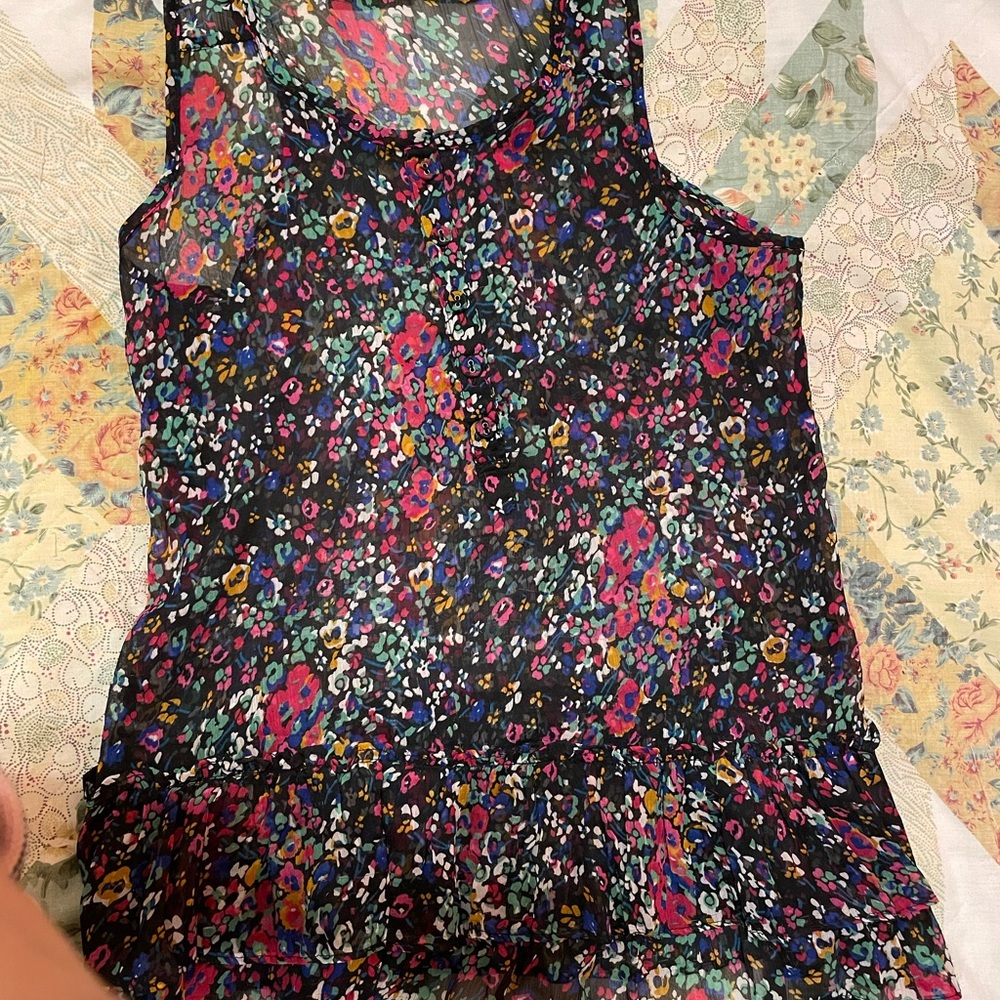 Epic Threads Multicolor Floral Sleeveless Top